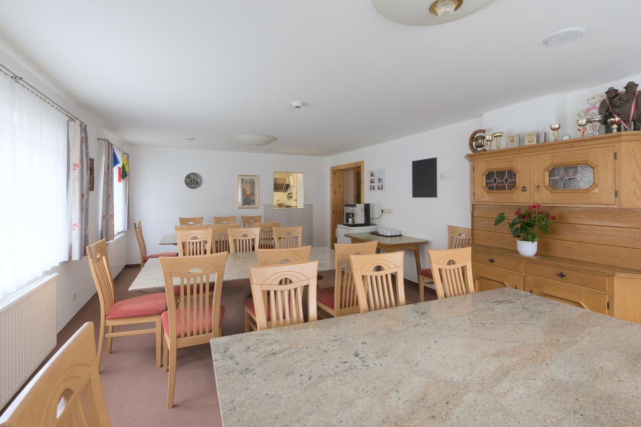 דירות סן אנטון Haus Rosmarie מראה חיצוני תמונה